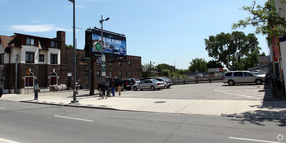 More Photos Of 789 St Clair Av W, Toronto Parking Lot For Sale