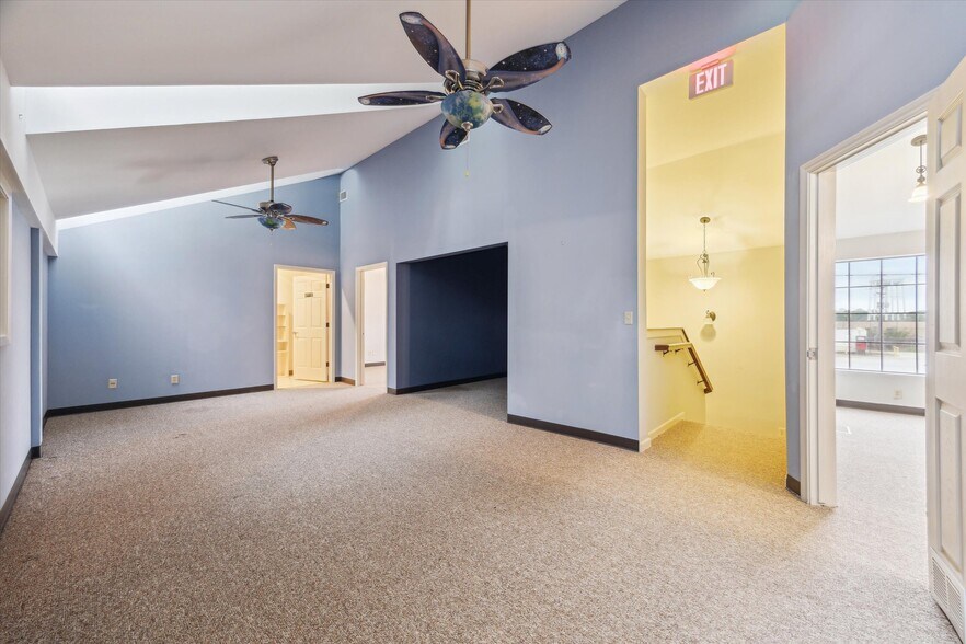 More Photos Of 1501 N Amburn Rd, Texas City Medical For Sale