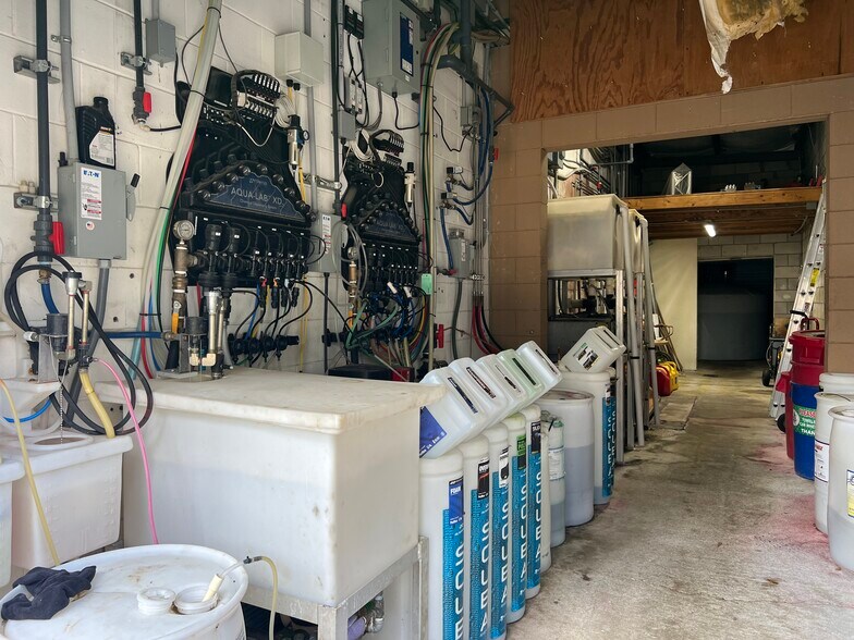 More Photos Of 1513 Rice Ave, Dublin Carwash For Sale