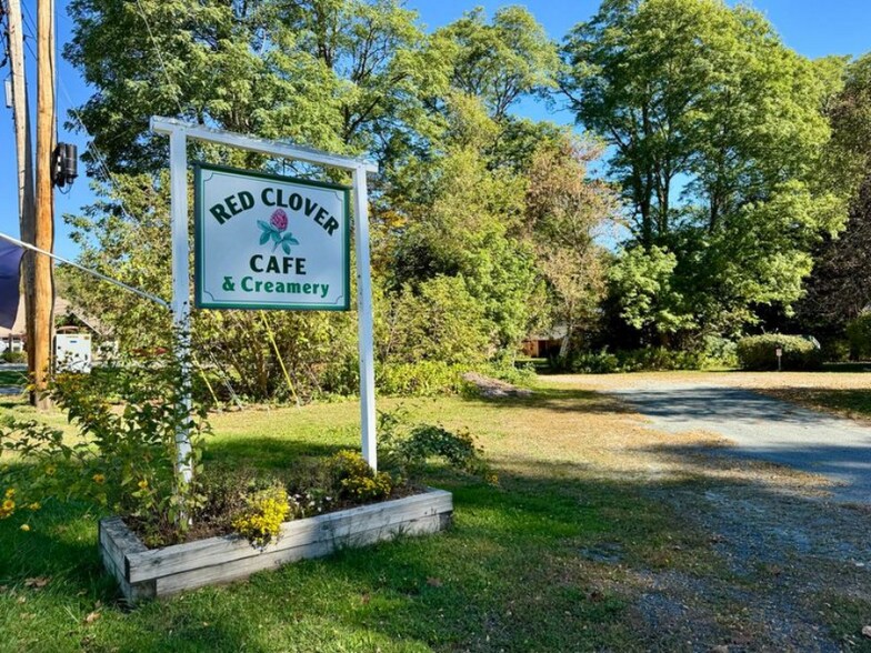 More Photos Of 3052 US-5 Rt, East Thetford Specialty For Sale