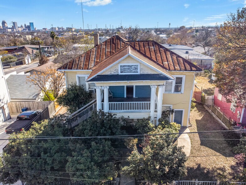 More Photos Of 1110 W Ashby Pl, San Antonio Apartments For Sale