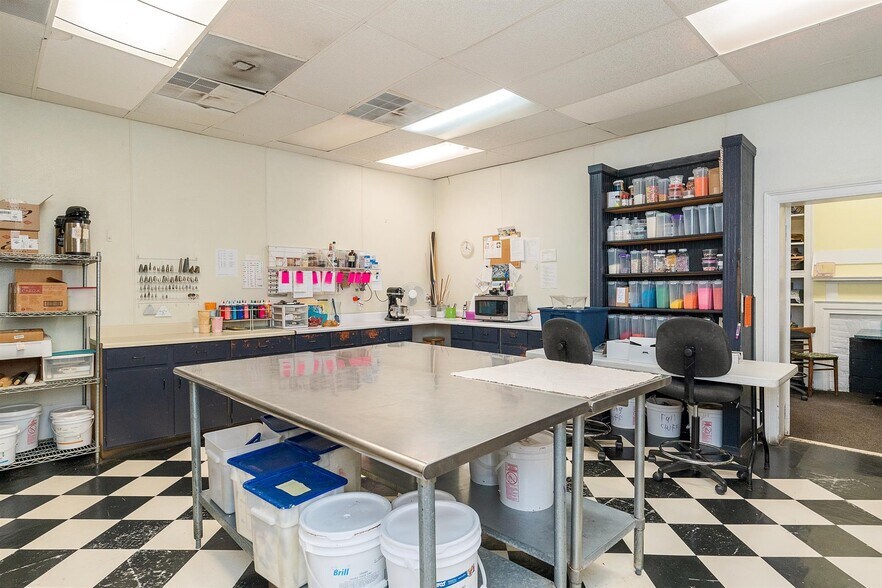 More Photos Of 100 W German St, Shepherdstown Storefront Retail Residential For Sale