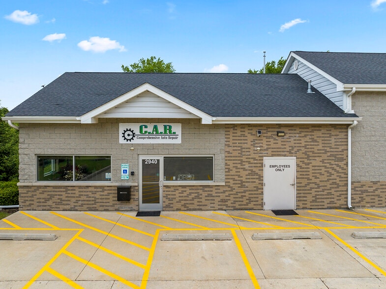 More Photos Of 2940 Weber Dr, Aurora Auto Repair For Sale