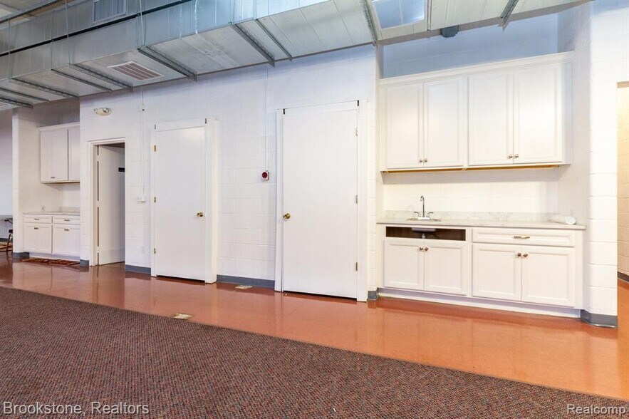 More Photos Of 22021 Memphis Ave, Warren Lodge Meeting Hall For Sale