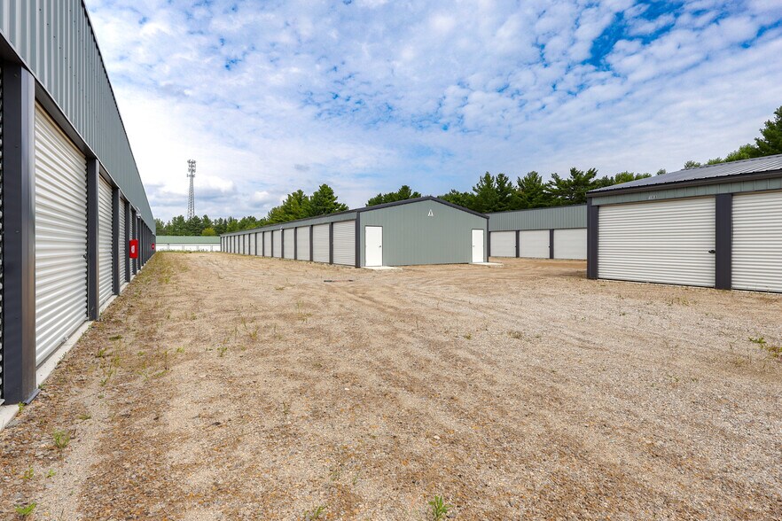 More Photos Of 2995 Cedar Ln, Abrams Self Storage For Sale