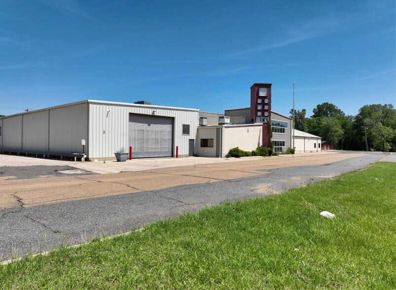 More Photos Of 416 E Washington Ave, Camden Refrigeration Cold Storage For Sale