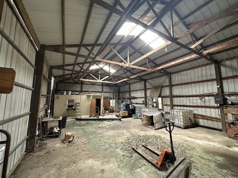 More Photos Of 812 St Paul Rd, Belhaven Industrial For Sale