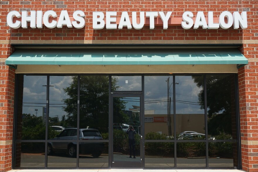 More Photos Of 1237 Tyvola Rd, Charlotte Storefront For Lease