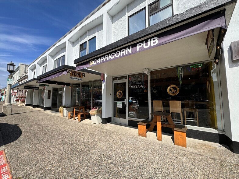More Photos Of 810 Broadway, Seaside Storefront Retail Office For Sale