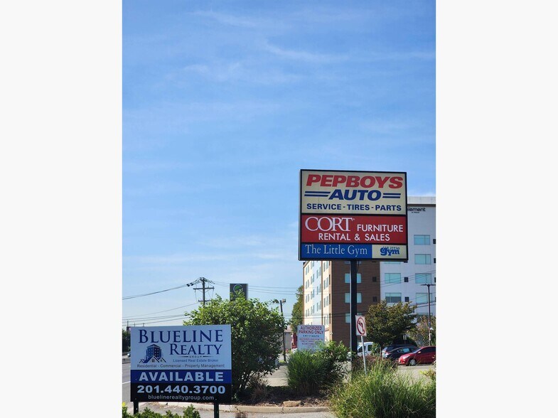 More Photos Of 5 State Route 17, Hasbrouck Heights Storefront For Lease