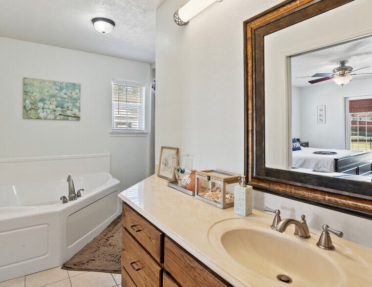 More Photos Of 6776 FM 356, Trinity Trailer Camper Park For Sale