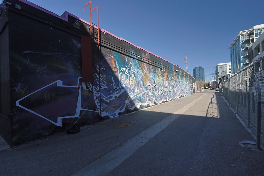 More Photos Of 2014-2022 E 7th St, Los Angeles Office For Lease