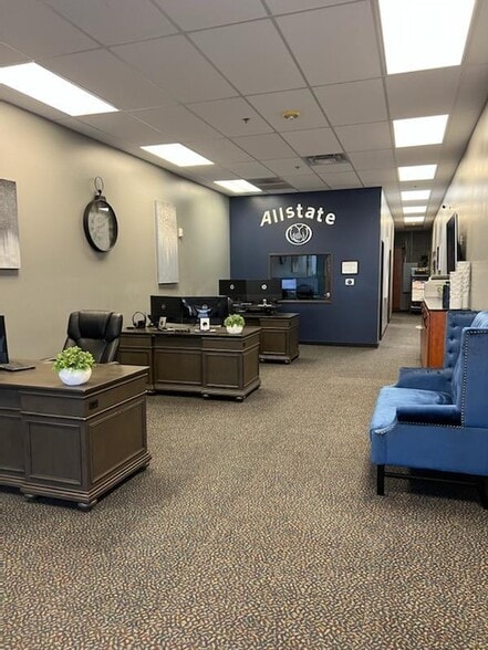 More Photos Of 25546 N Lake Pleasant Pky, Peoria General Retail For Lease