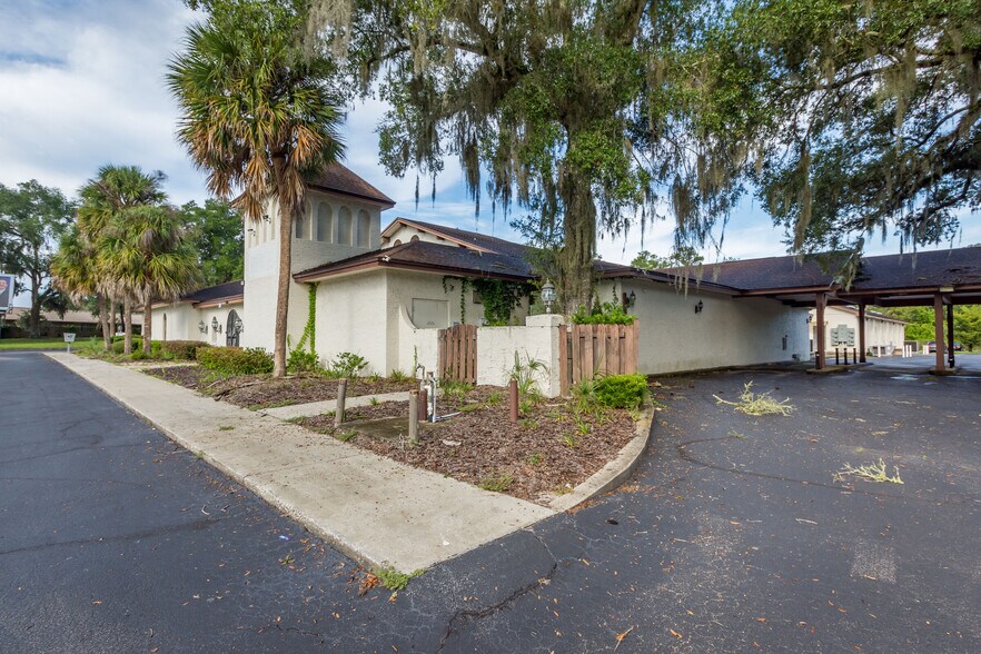 More Photos Of 5431 E Silver Springs Blvd, Silver Springs Office For Lease