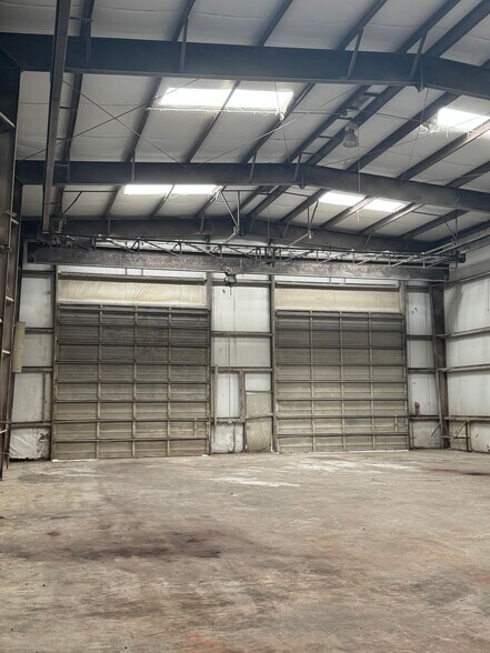 More Photos Of 5902 W State Highway 71, La Grange Industrial For Lease