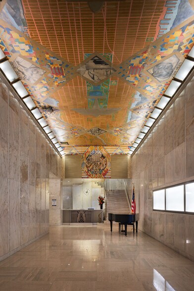 More Photos Of 745 Fifth Ave, New York Office For Lease