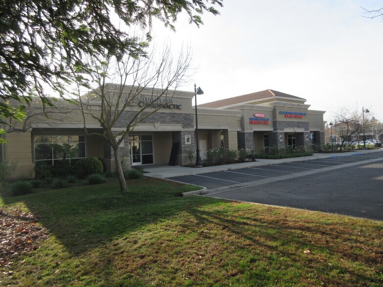 More Photos Of 1050 E Perrin Dr, Fresno Office For Lease