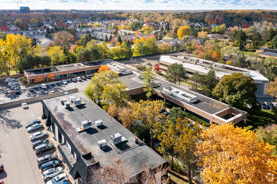 More Photos Of 26677 W 12 Mile Rd, Southfield Office For Sale