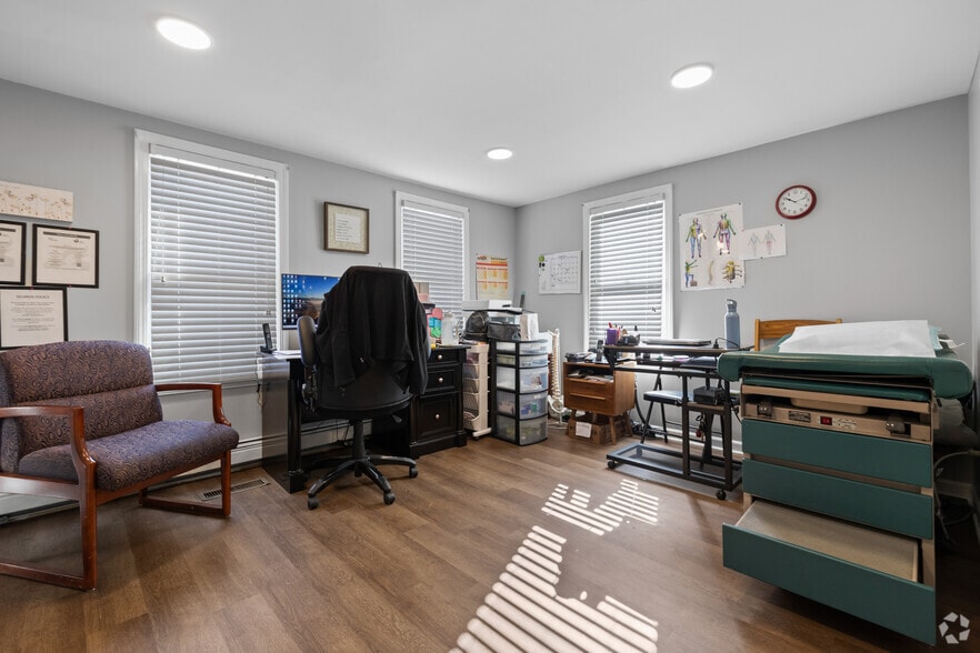 More Photos Of 31 Cherry St, Milford Office For Sale