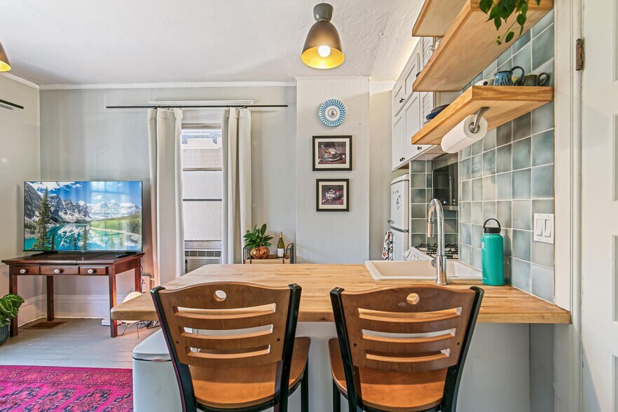 More Photos Of 1138 N Clarkson St, Denver Apartments For Sale