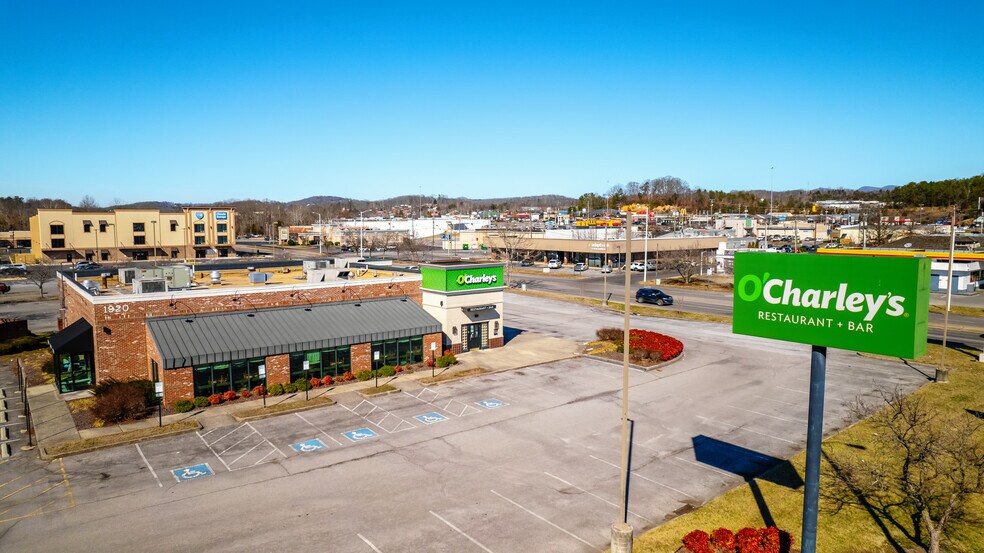 More Photos Of 1920 N Eastman Rd, Kingsport Restaurant For Lease
