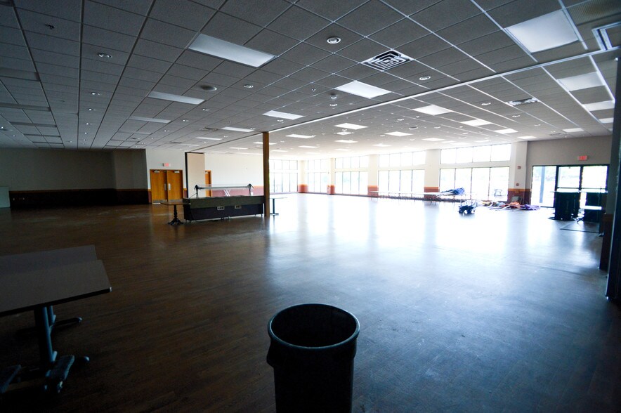 More Photos Of 204 Wolf River Dr, Fremont Marina For Sale