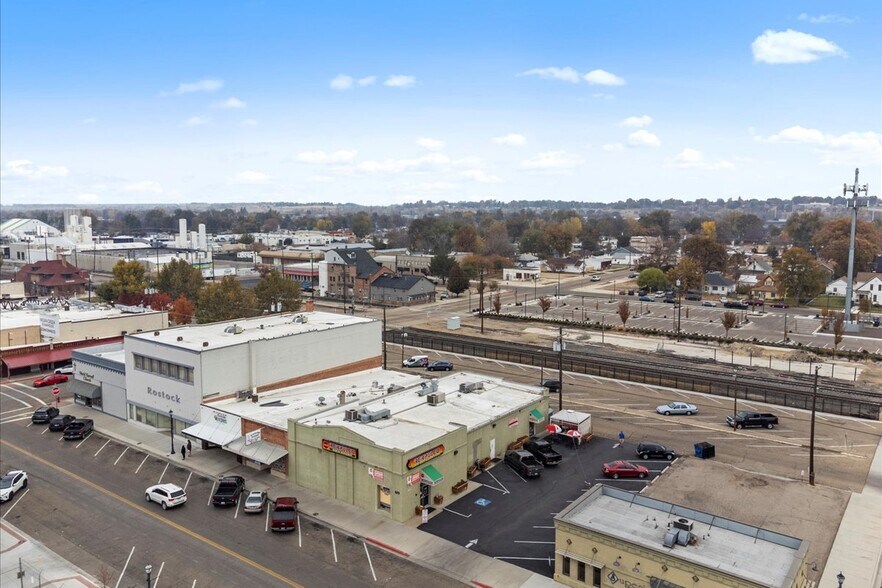 More Photos Of 819 Main St, Caldwell Restaurant For Sale