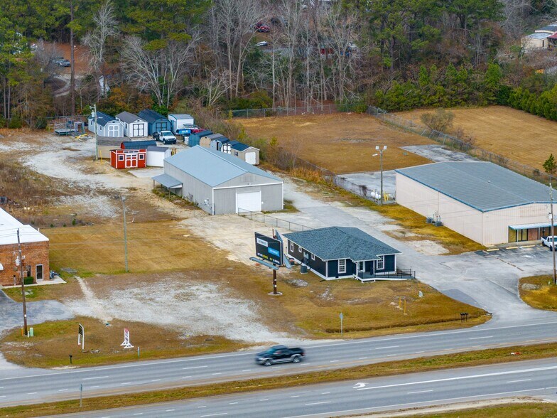 More Photos Of 3261 New Bern Hwy, Jacksonville Light Distribution For Lease