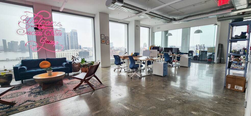 More Photos Of 10 Grand St, Brooklyn Office For Lease