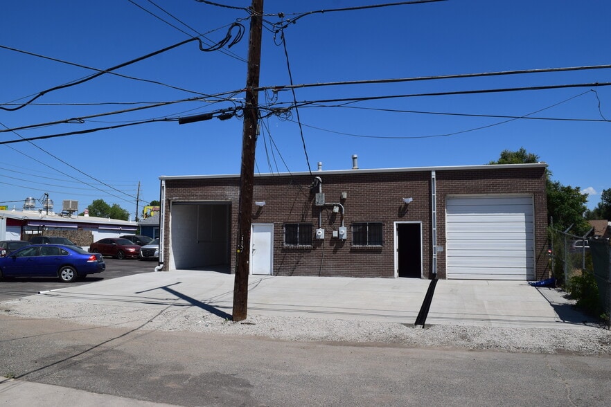 More Photos Of 2111 S Jason St, Denver Service For Lease