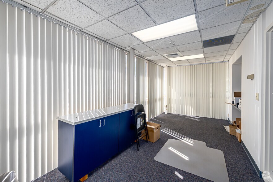 More Photos Of 114 W Main St, New Britain Unknown For Sale