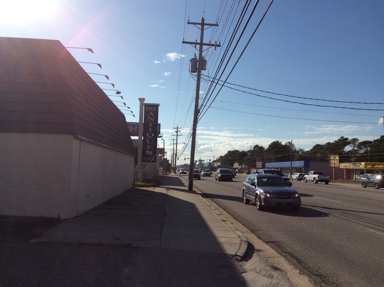 More Photos Of 1615 Highway 17 S, North Myrtle Beach Freestanding For Lease