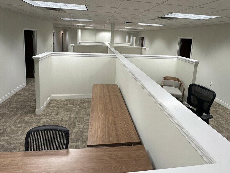 More Photos Of 2431 Atlantic Ave, Manasquan Office For Lease