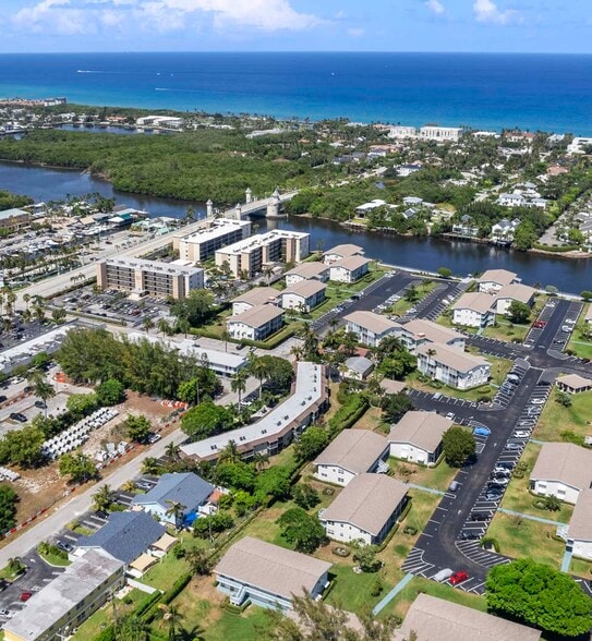 More Photos Of 640 SE 2nd Ave, Boynton Beach Apartments For Sale