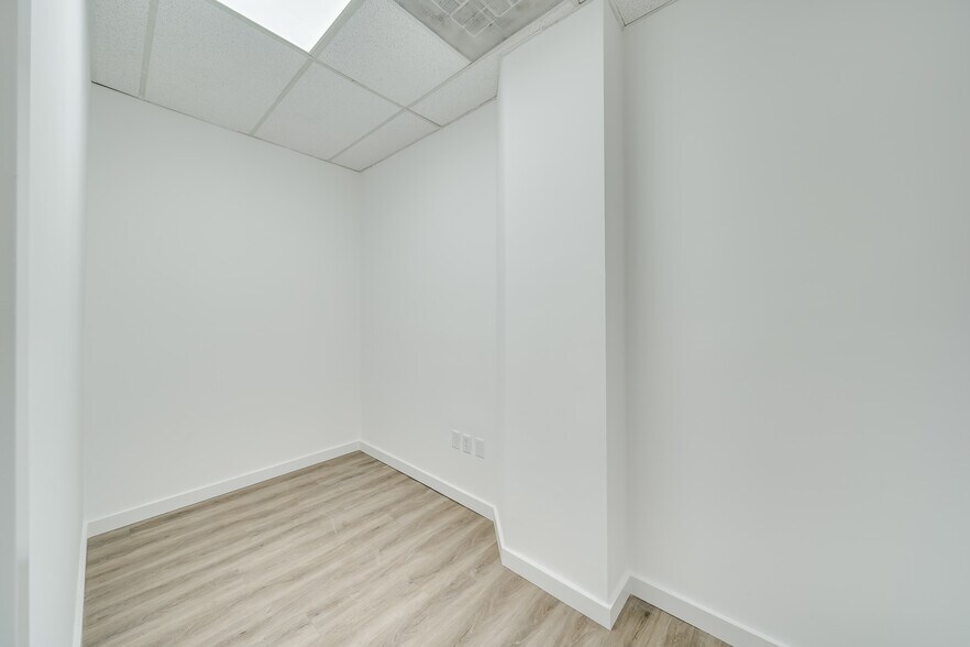 More Photos Of 7500 NW 25th St, Miami Warehouse For Lease