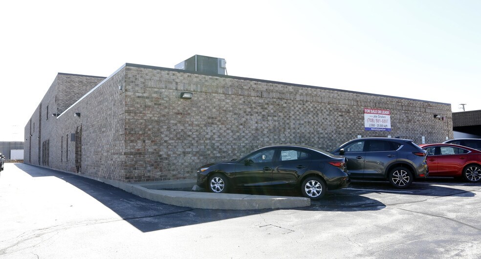 More Photos Of 7725 98th St, Hickory Hills Coworking Space