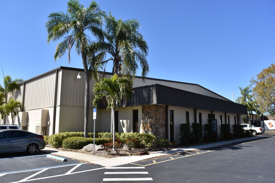 More Photos Of 12450 Automobile Blvd, Clearwater Warehouse For Sale