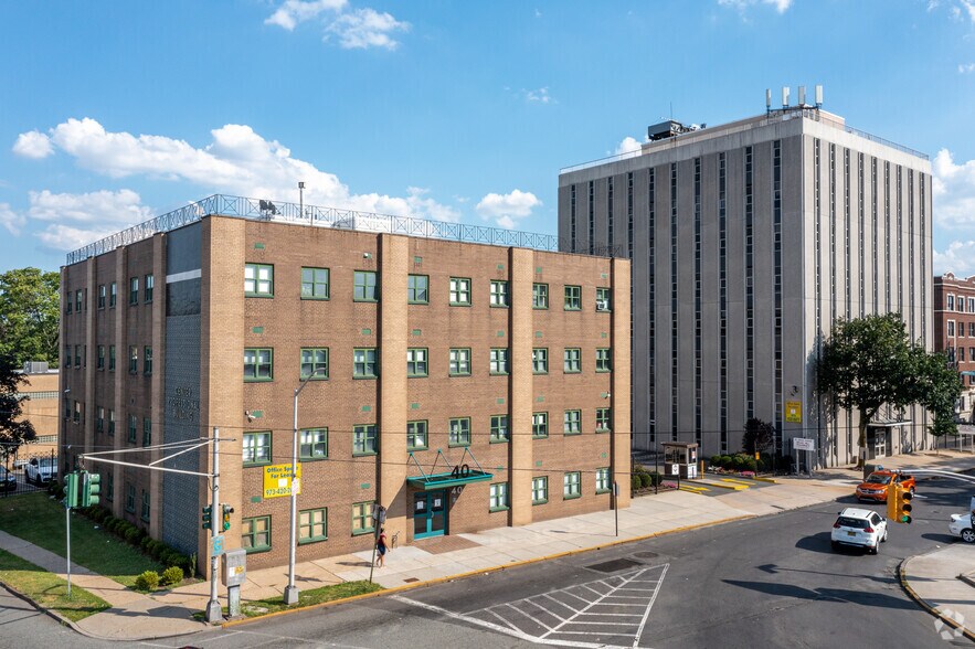 More Photos Of 50 Union Ave, Irvington Unknown For Lease