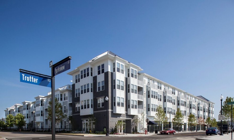 More Photos Of 200-220 Trotter Rd, Weymouth Apartments For Lease