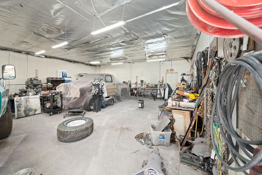 More Photos Of 471 S Allen St, San Bernardino Service For Sale