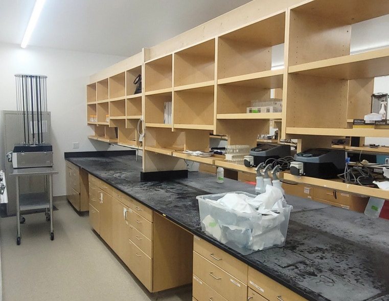More Photos Of 261 Great Northern Rd, Bonners Ferry Research And Development For Sale