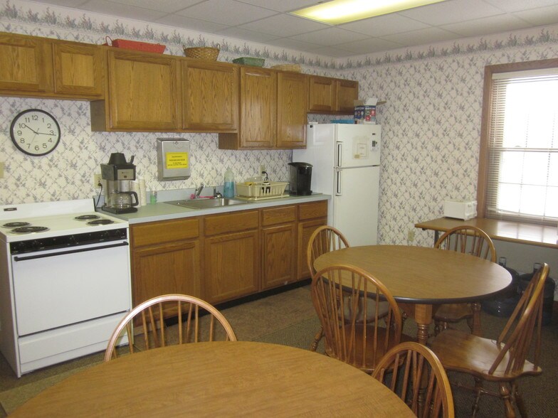 More Photos Of 1599 N Hermitage Rd, Hermitage Medical For Lease