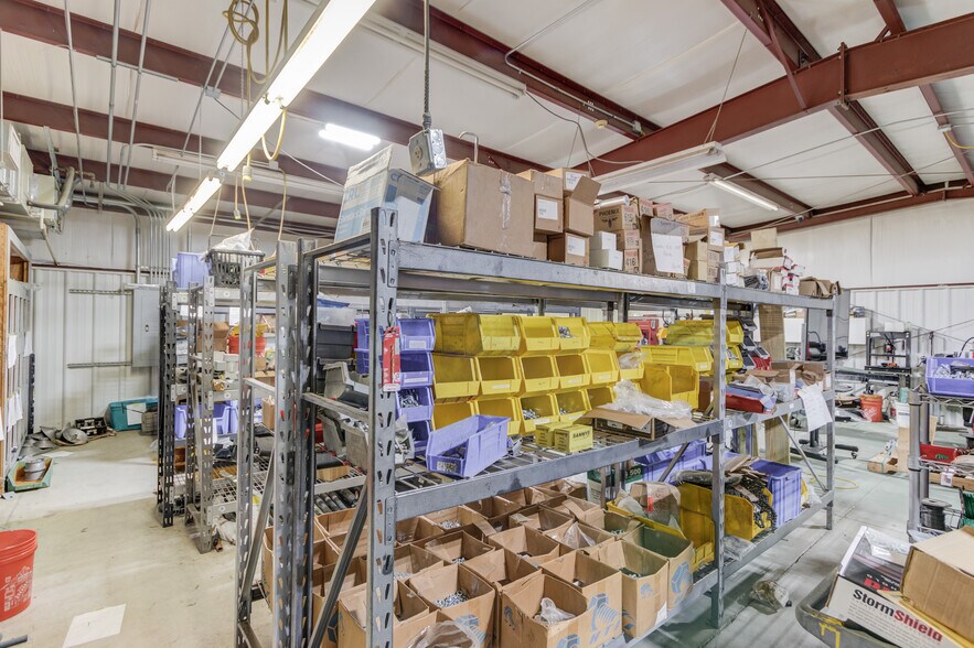 More Photos Of 3743 Old Flowery Branch Rd, Oakwood Warehouse For Lease