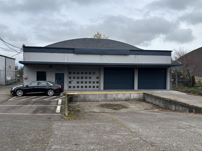 More Photos Of 6125 NE Portland Hwy, Portland Warehouse For Lease