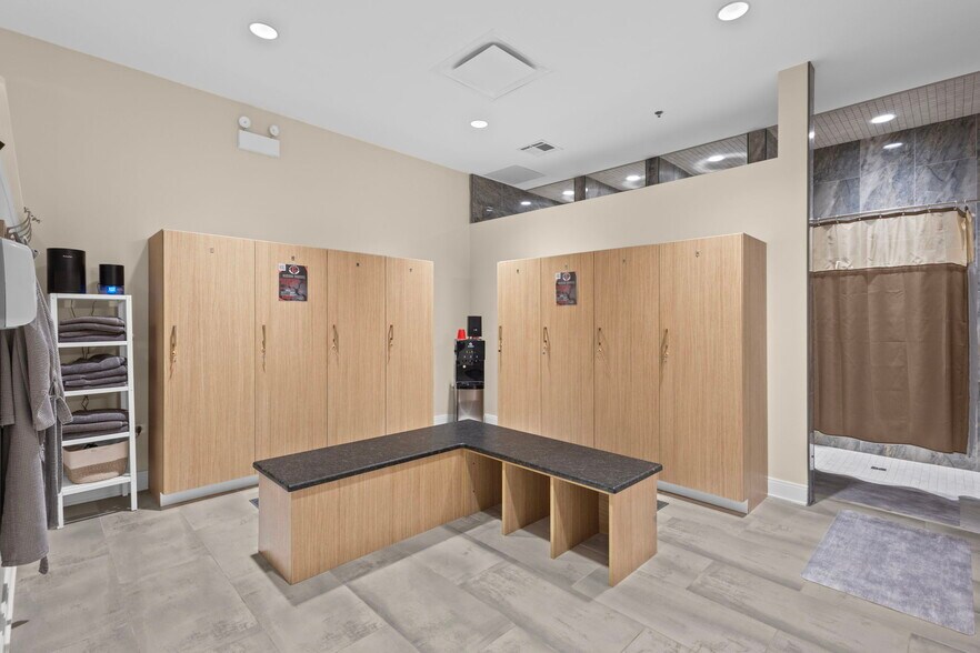 More Photos Of 11240 W Laraway Rd, Frankfort Storefront Retail Office For Sale