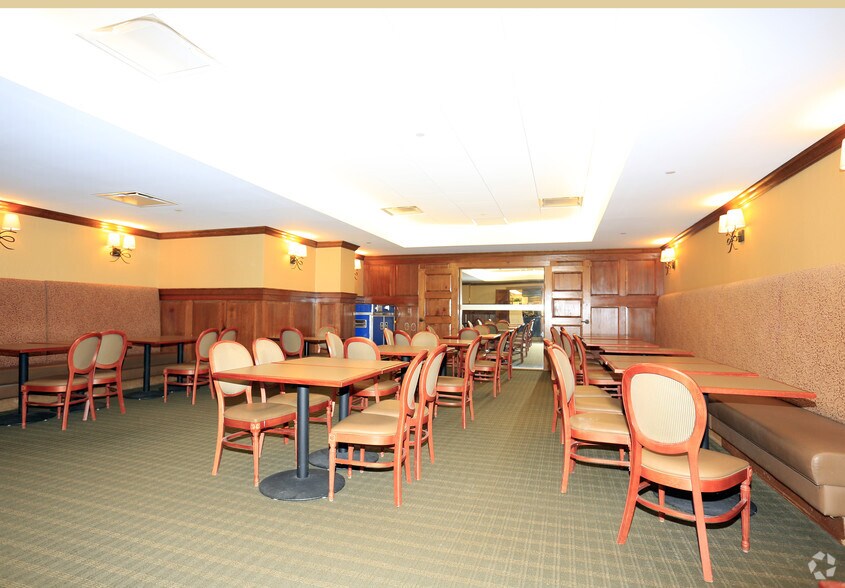 More Photos Of 2 Trap Falls Rd, Shelton Office For Lease