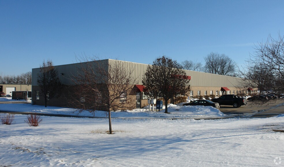 Primary Photo Of 1451 NE 69th Pl, Ankeny Office For Lease