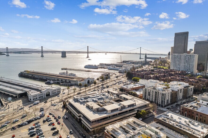 More Photos Of 900 Front St, San Francisco Office For Lease
