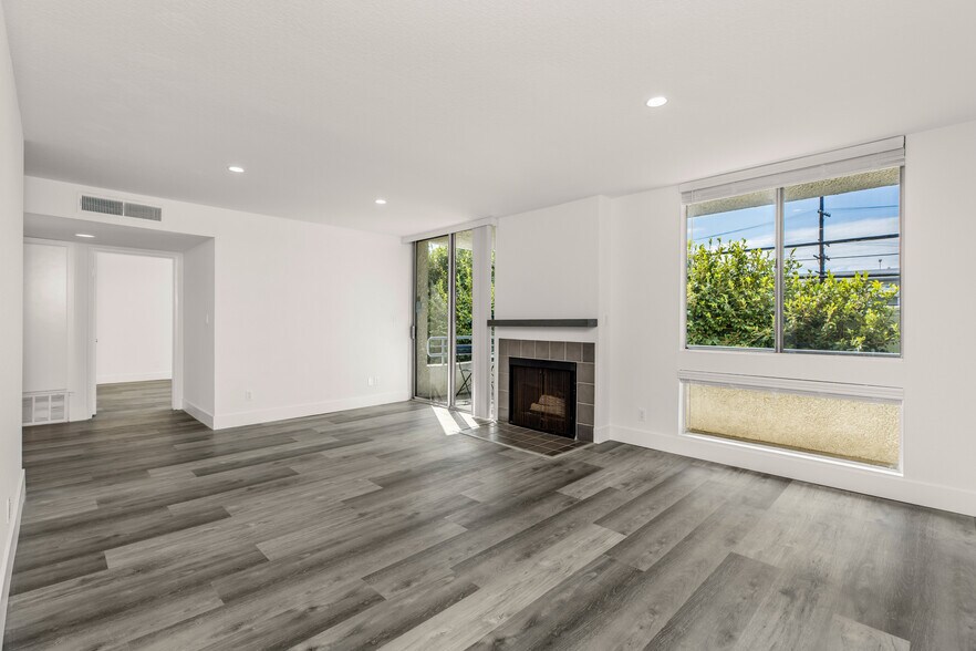 More Photos Of 1751 S Bentley Ave, Los Angeles Apartments For Sale