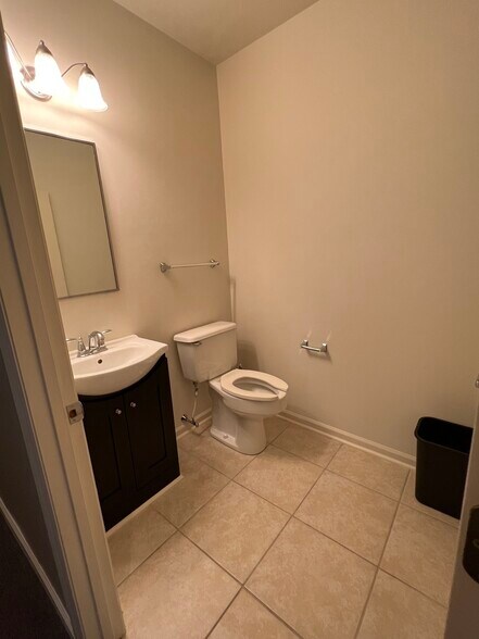 More Photos Of 120 Day Ave SW, Roanoke Loft Creative Space For Lease